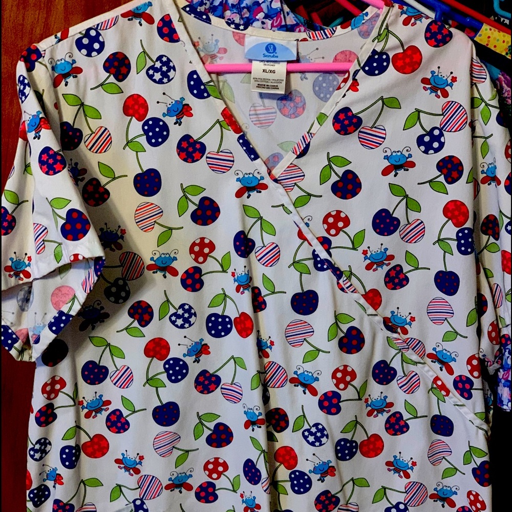 Scrub top